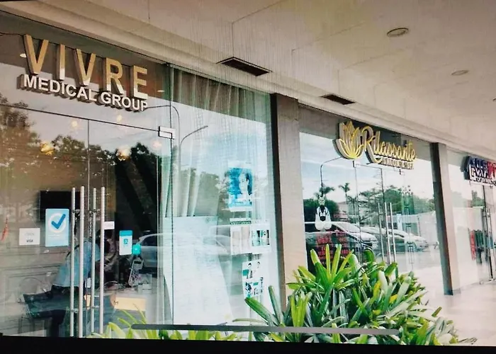 Aparthotel 1-bedroom With A Den Pool View In Shore 2 Residences Mall Of Philippines